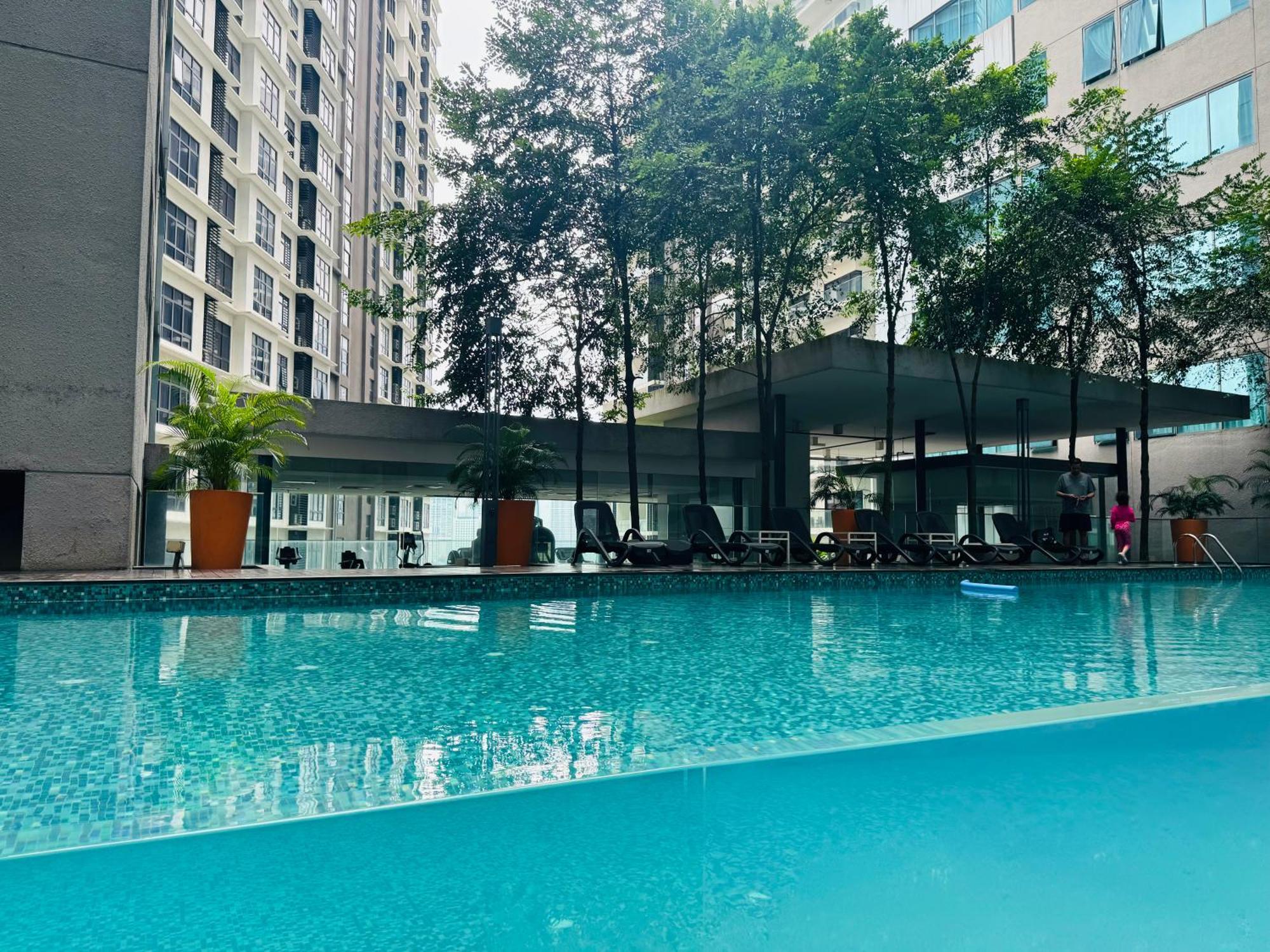 Summer Suites Klcc By Classy Куала-Лумпур Экстерьер фото