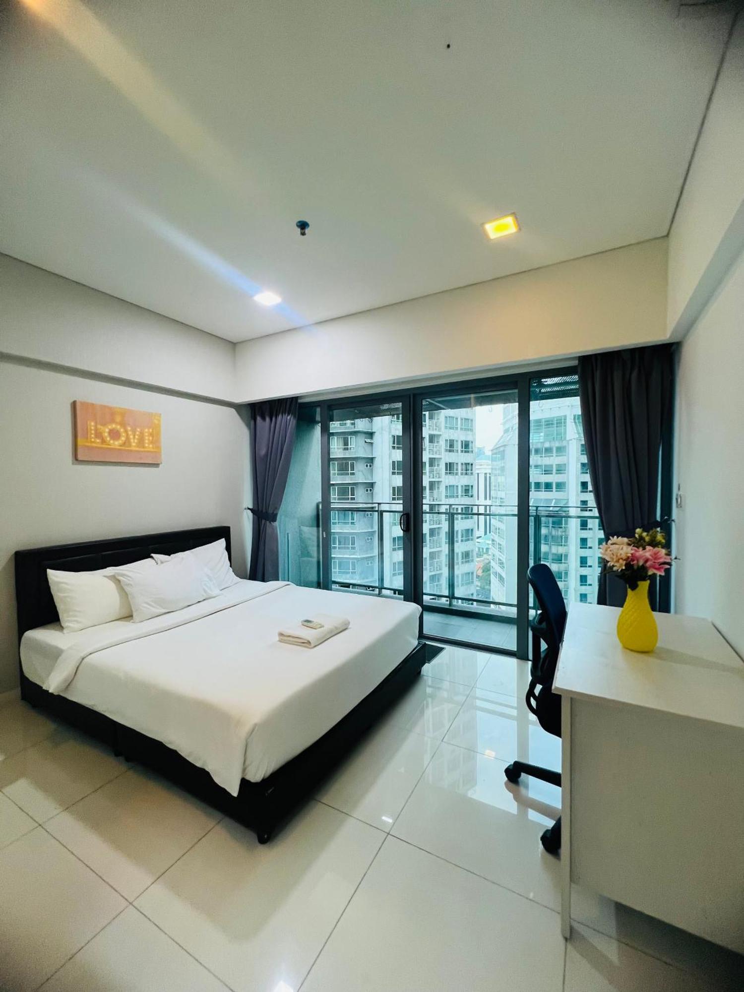 Summer Suites Klcc By Classy Куала-Лумпур Экстерьер фото